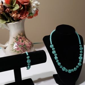 Handmade resin and glass necklace and bracelet set